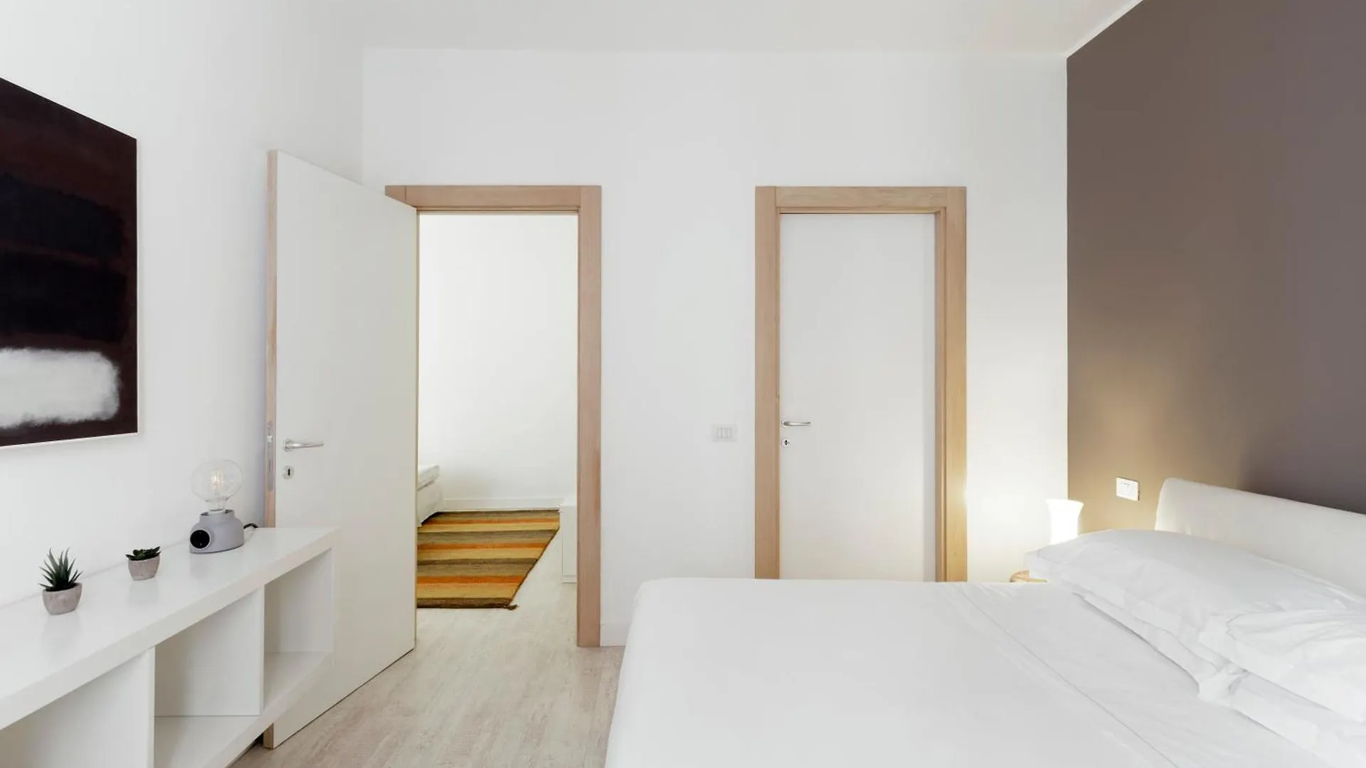 Comfort Suites Garibaldi Milánó 0*,  Olaszország